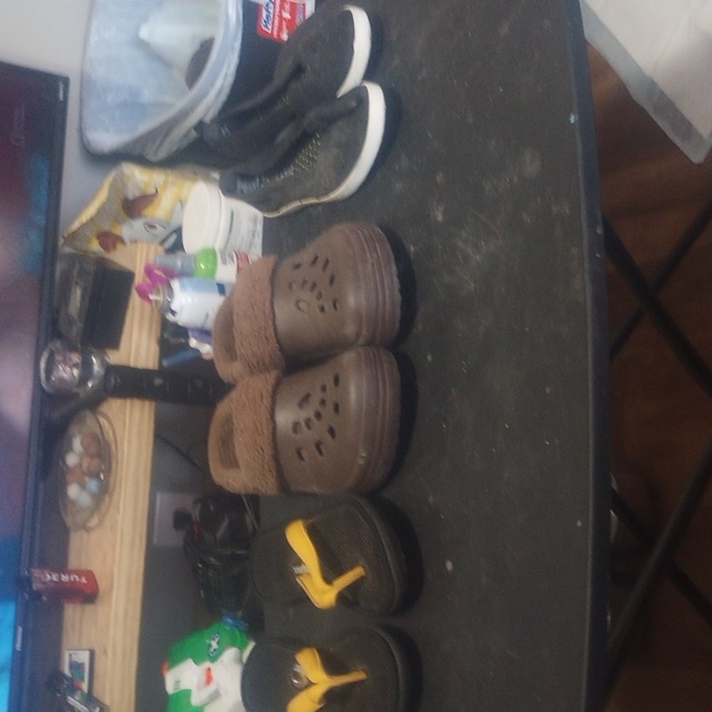 Slip on shoes different sizes